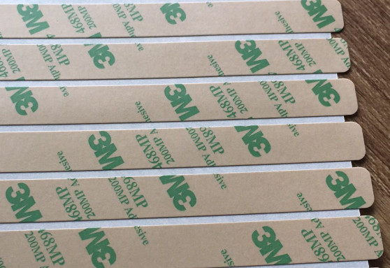 ASTM D3330 a examiné l'acrylique clair dégrossi par double du ruban adhésif 468
