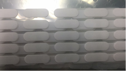 Anti lumière d'éraflure répandant le matériel de polycarbonate avec le dos adhésif de 3M 467