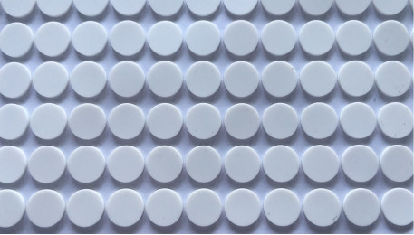 L'anti protection en caoutchouc inodore ROHS de silicone de glissement de 75 degrés a déterminé le chargeur sans fil