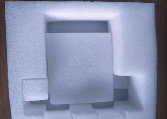 La feuille d'emballage expansible de mousse d'EPE 48x72 avance l'amortisseur petit à petit de boîte