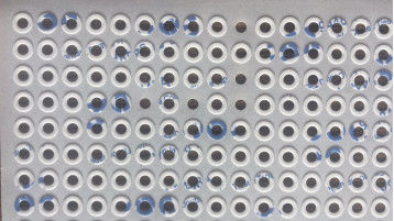 Matériel à couche double 0.15mm de la bande 9448A de tissu découpé avec des matrices petit par trou