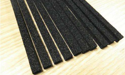 En emballant la cellule étroite et ouverte écumez norme du matériel DIN5510 d'EPDM